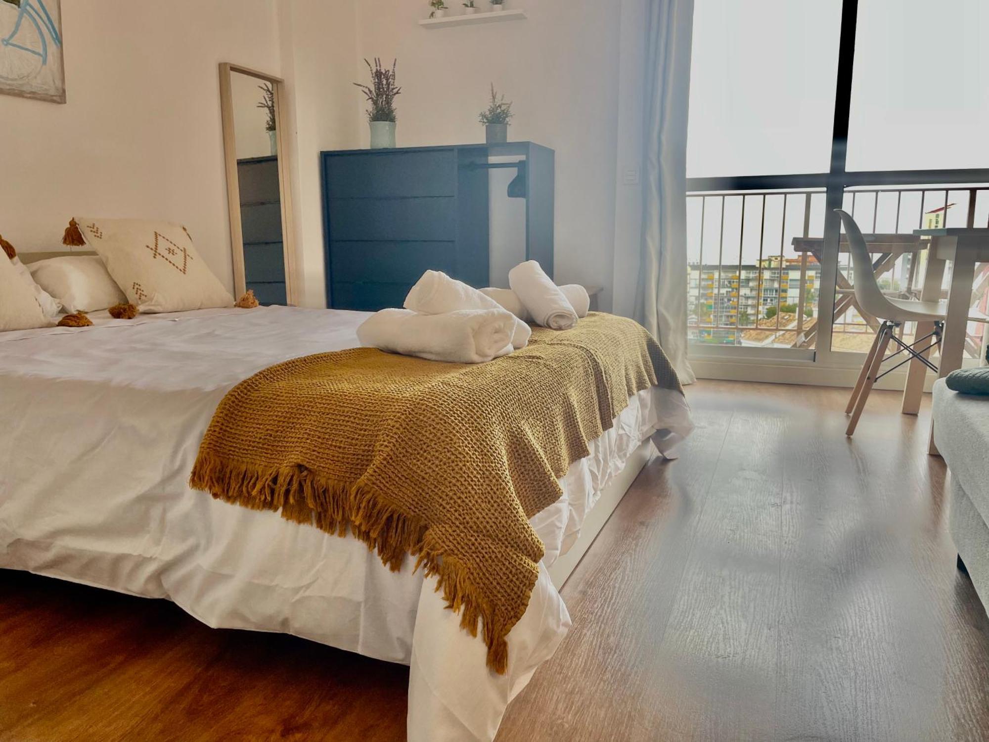 Luxury Suites Minerva Beach Беналмадена Екстериор снимка